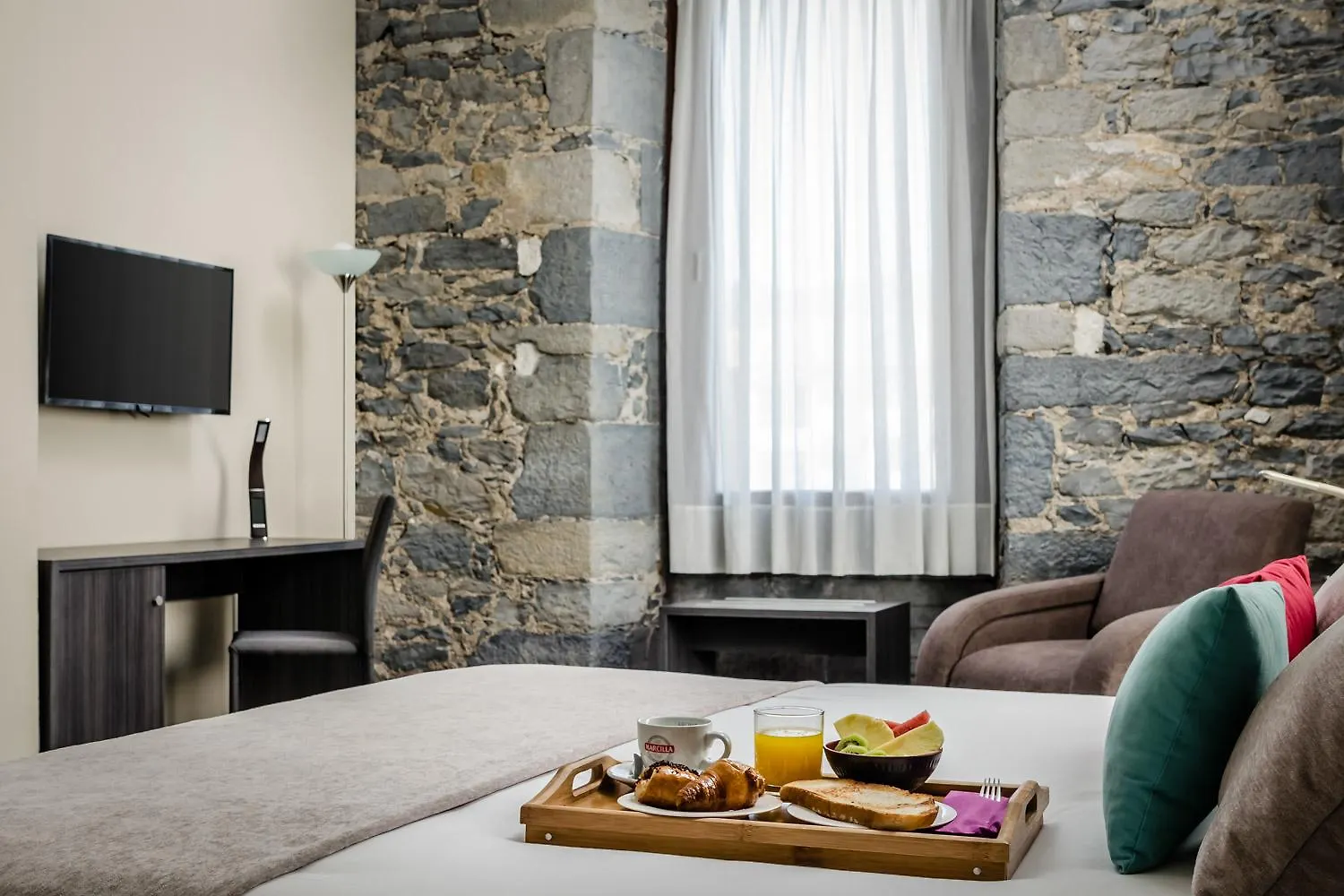 Hotel Balneario Orduna Plaza Spanien