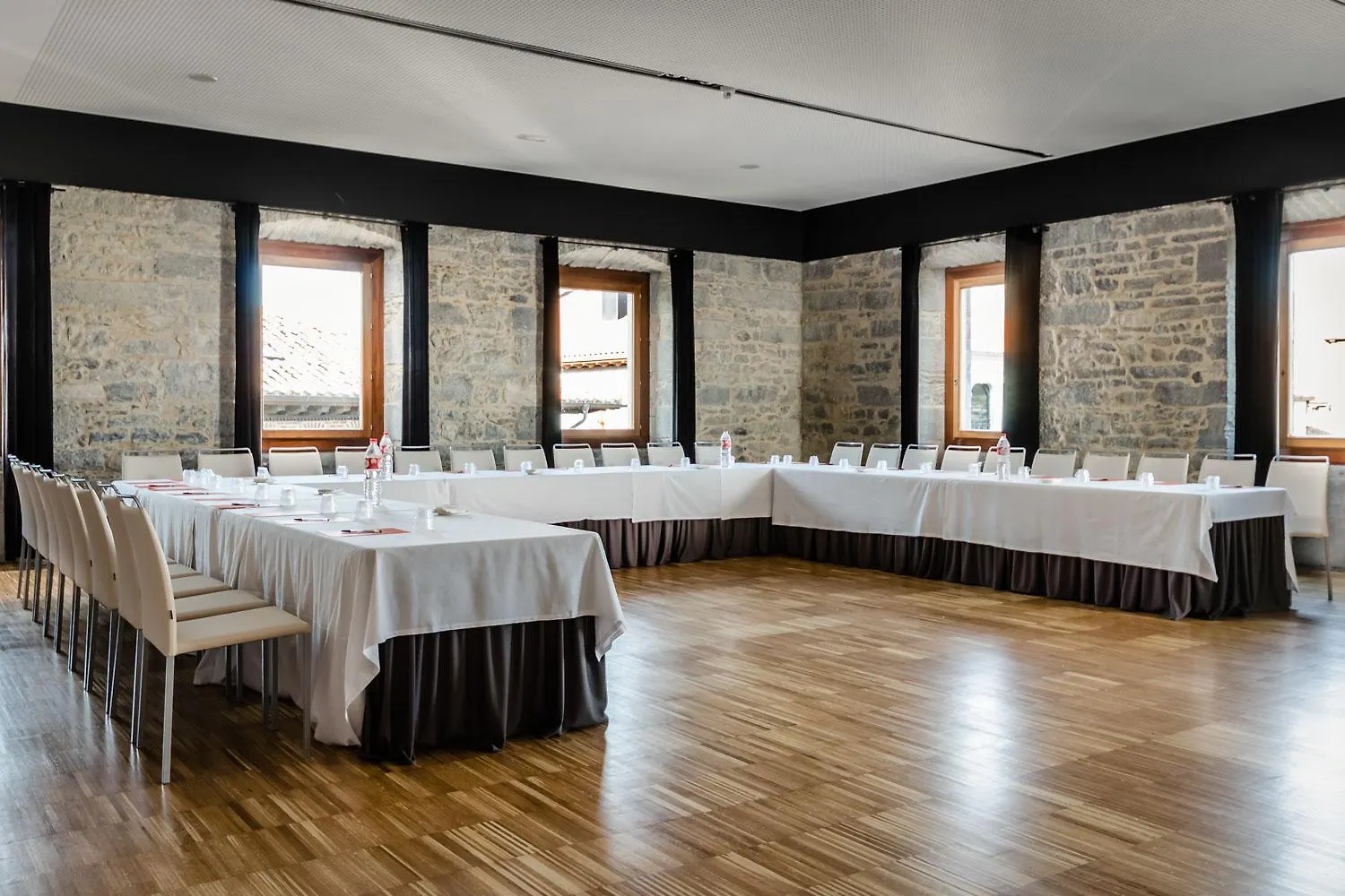 Hotel Balneario Orduna Plaza